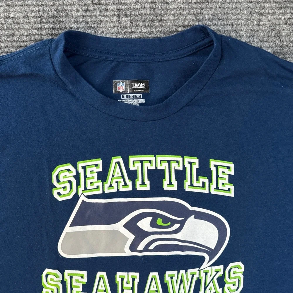 NFL Team Apparel Seattle Seahawks Women's XL Navy Blue Sleepwear Graphic Tee